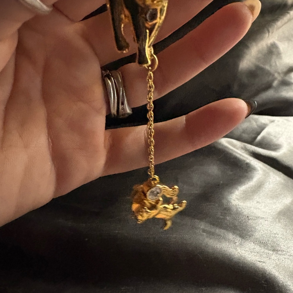 Vintage Avon Gold Cat Chain Brooch - Picture 4 of 4